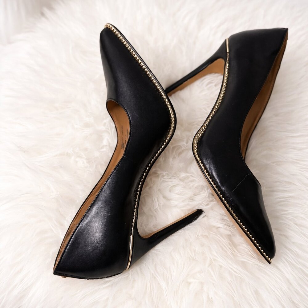 BCBGGeneration Black and Gold Pump